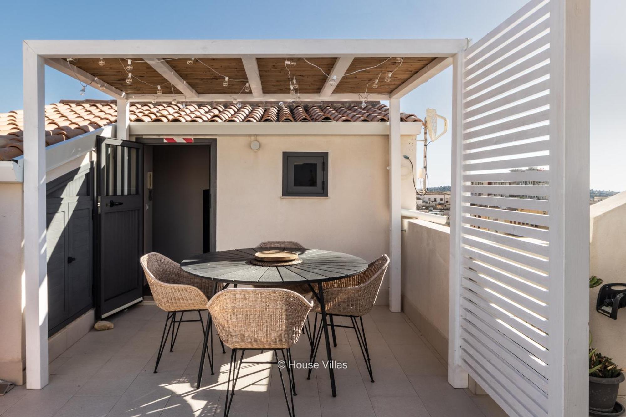House&Villas - Donna Rosa Holiday Home โนโต ภายนอก รูปภาพ